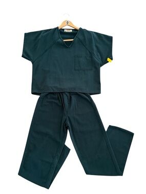 BOB BARKER Movie and TV Clothes S SCREEN-USED 2 PC inmate WITH COSTUMES DEPT TAG